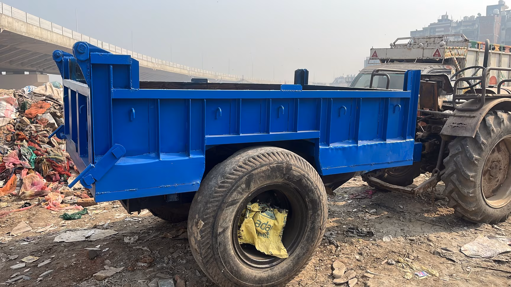 Tractor trolley on rent in Kanpur